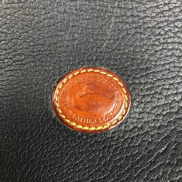 Vintage Dooney and Bourke genuine leather purse - Picture 4 of 6